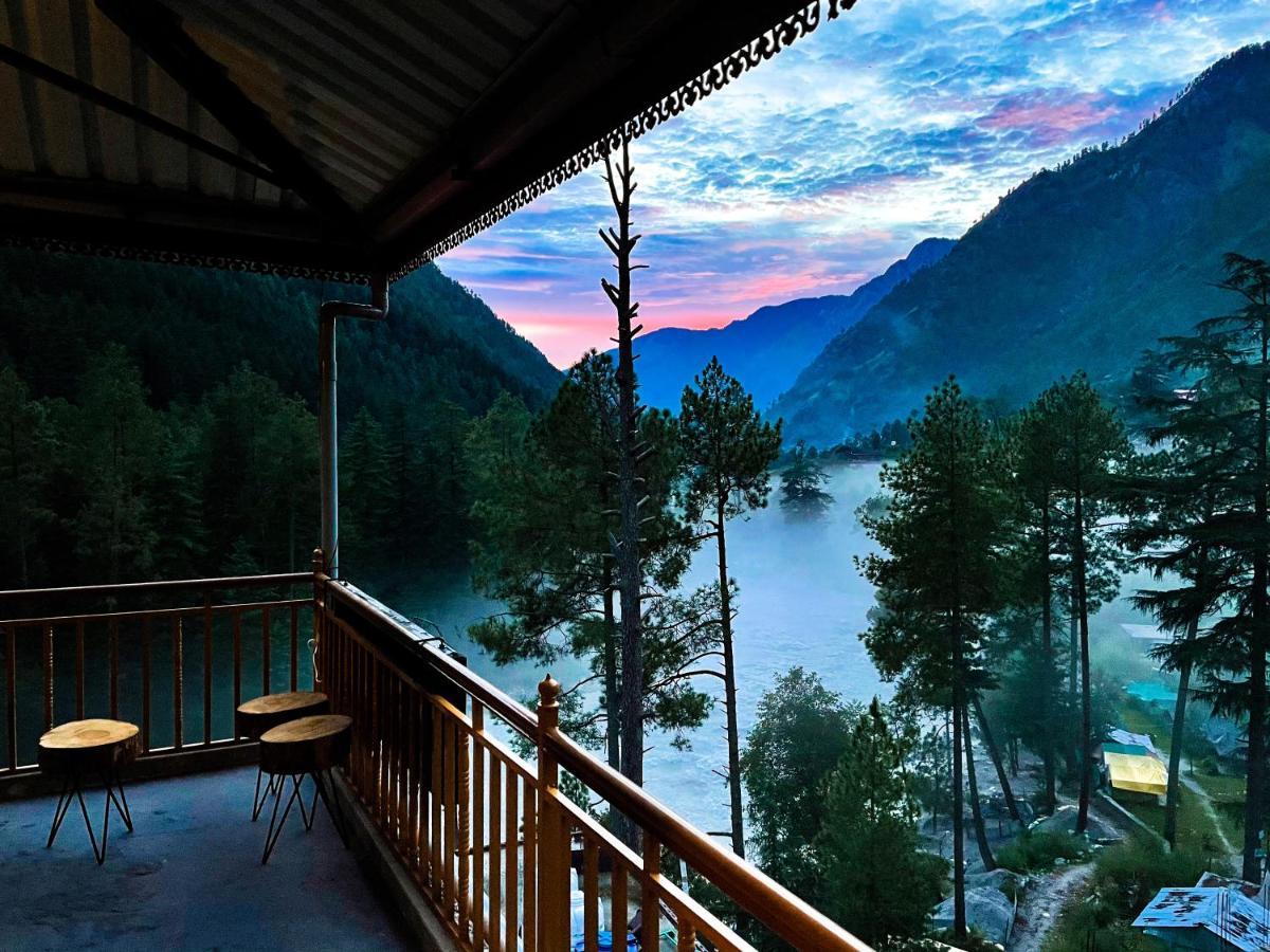 Highland Spirit Hotel Kasol Exterior photo